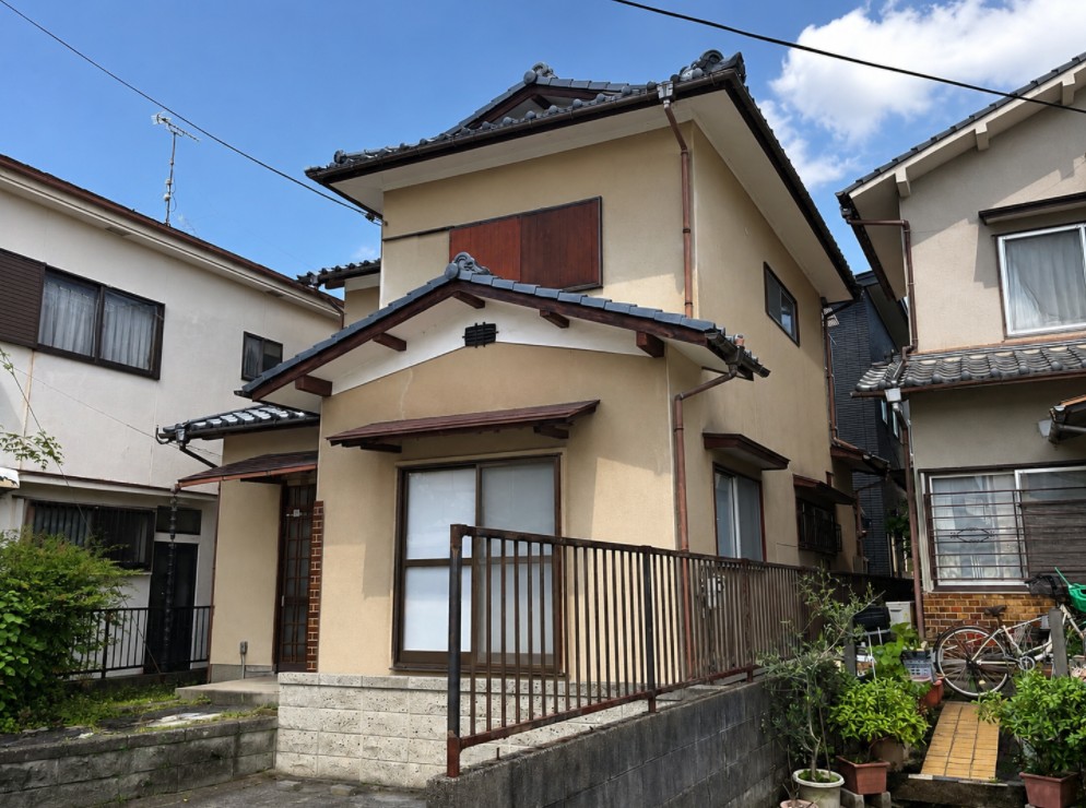 矢橋町貸家